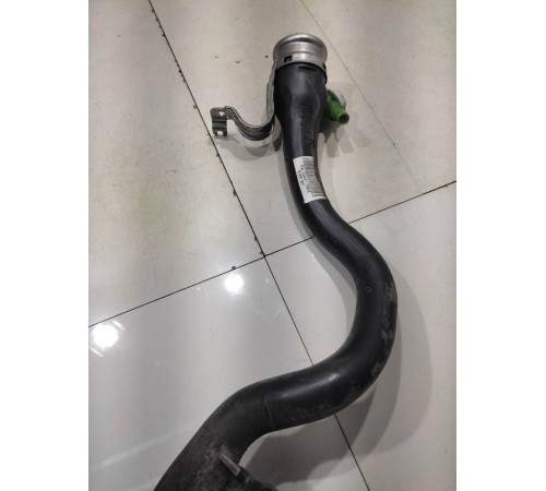 Горловина топливного бака