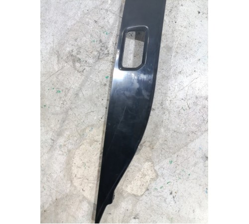 Накладка двери крышки багажника под подсветку номера