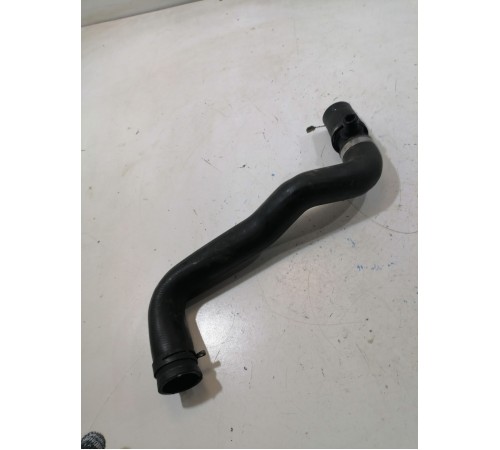 Патрубок радиатора