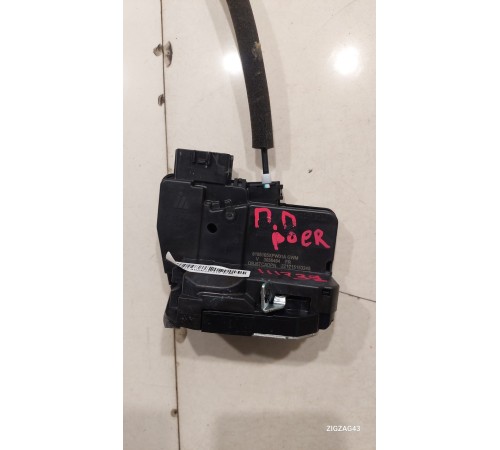 Замок двери (передний правый)