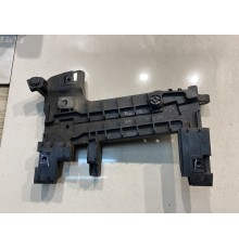 Кронштейн решетшки радиатора(передний,левый)