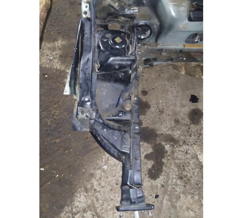 Лонжерон (передний, правый)