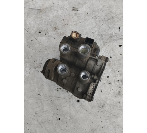 Кран управления тормозами прицепа EBS