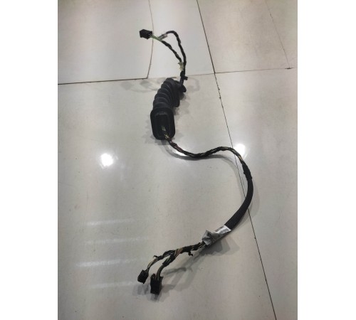 Электропроводка двери(передняя левая)