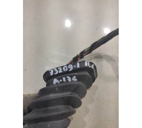 Электропроводка двери(передняя левая)