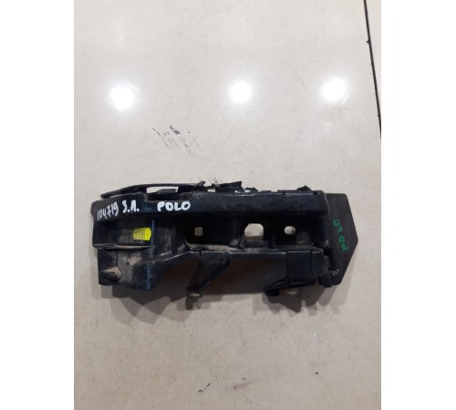 Кронштейн заднего бампера (левый)