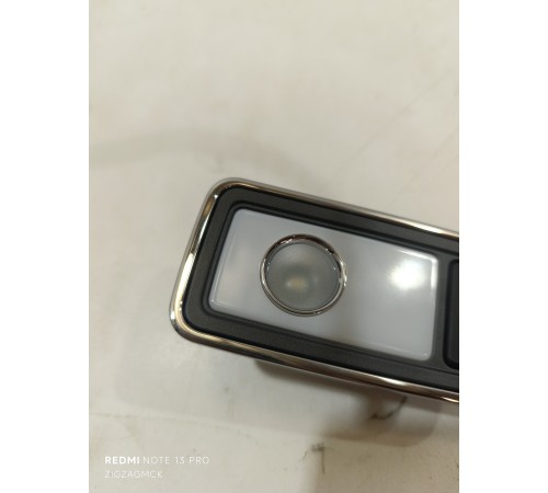 Плафон освещения салона