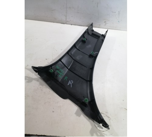 Обшивка центральной стойки (правая) нижняя