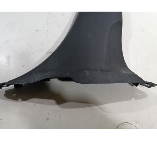 Обшивка центральной стойки (правая) нижняя