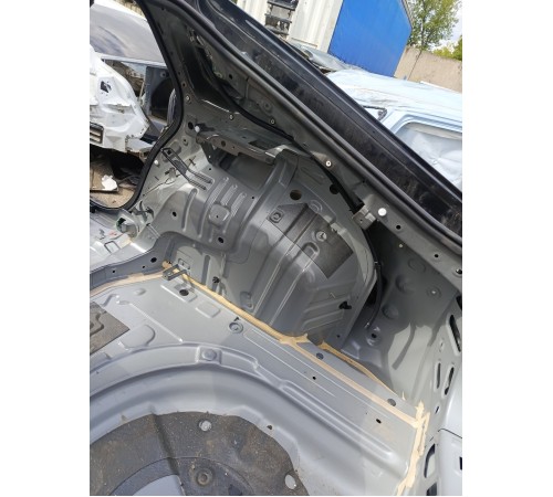 Крыло заднее правое