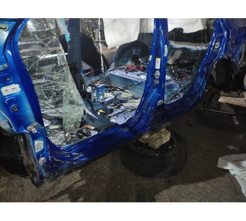 Порог со стойкой (левый)