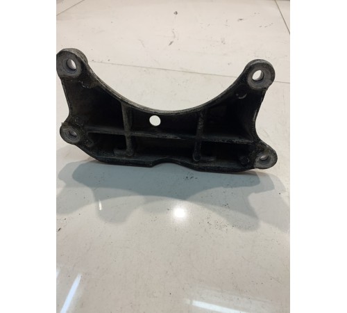 Кронштейн АКПП