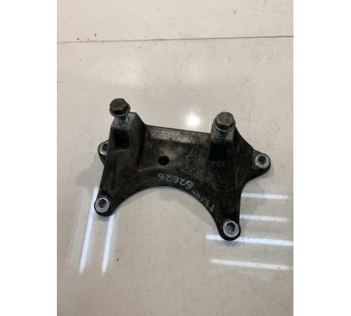 Кронштейн АКПП