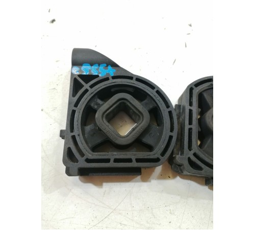 Кронштейн радиатора