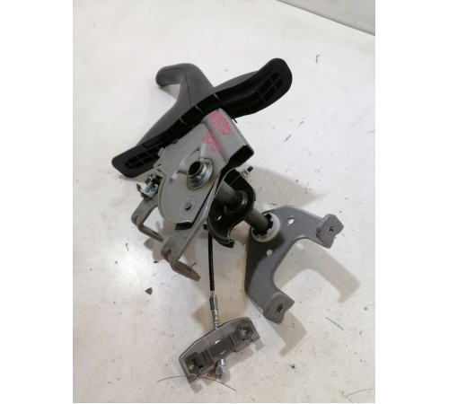 Рычаг стояночного тормоза, ручника