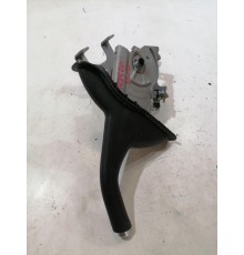 Рычаг стояночного тормоза, ручника