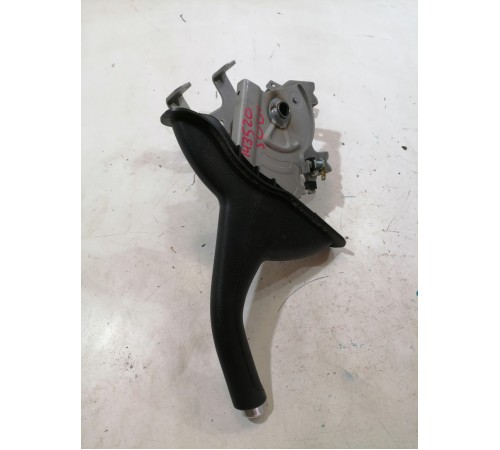 Рычаг стояночного тормоза, ручника