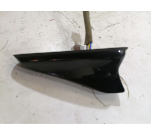 Антенна на крышу , плавник