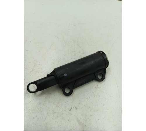 Амортизатор бардачка