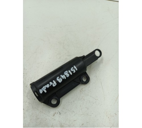 Амортизатор бардачка