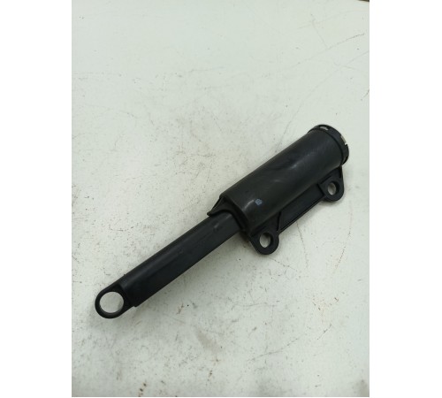 Амортизатор бардачка