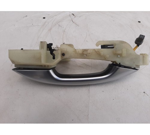 Ручка двери (задняя правая внешняя)