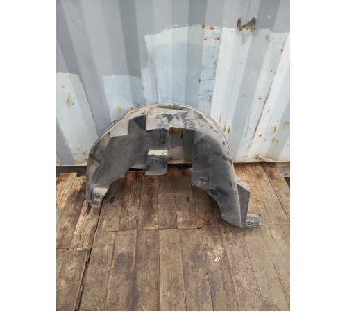 Подкрылок локер задний правый