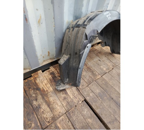 Подкрылок локер задний правый