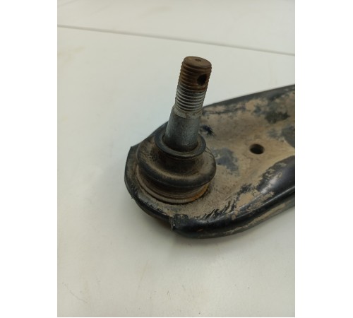 Рычаг левый