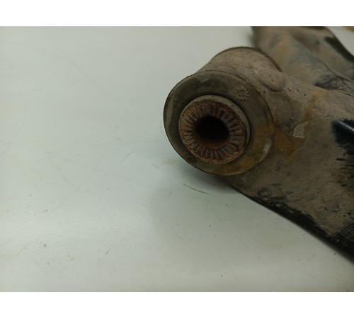 Рычаг левый