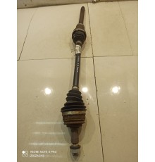 Полуось (привод) (передний, правый)