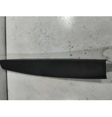 Накладка обшивка крышки багажника