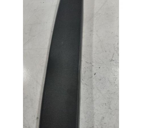 Накладка обшивка крышки багажника