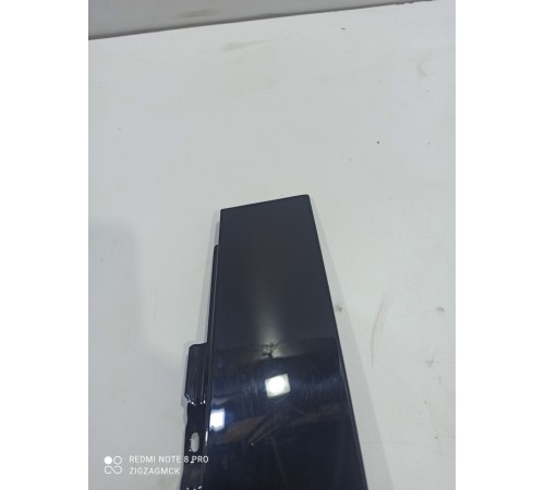 Накладка двери (передняя левая наружная)