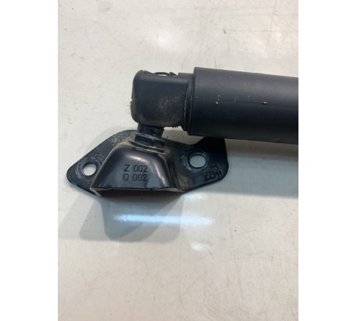 Амортизатор багажника (левый)