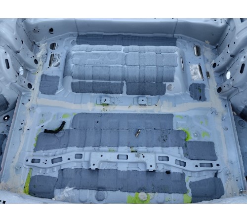 Ниша багажника(запасного колеса)