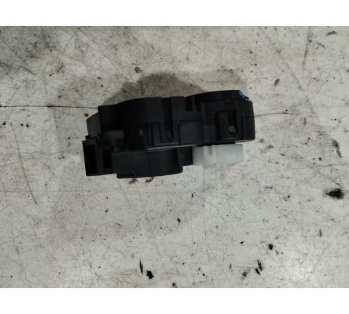 Моторчик привода заслонок отопителя