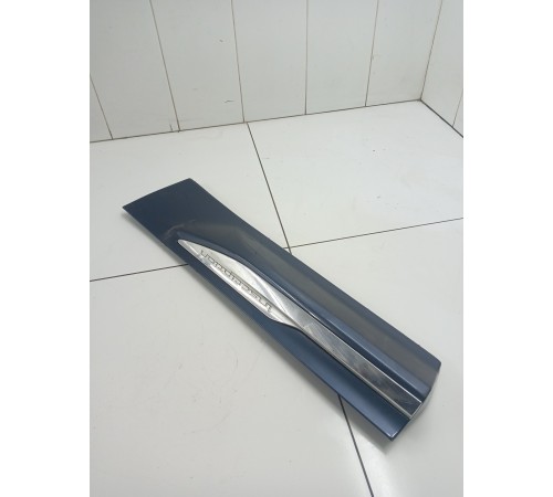 Накладка двери нижняя задняя левая