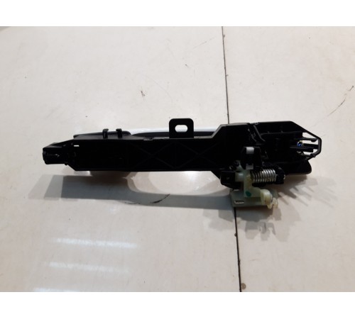 Ручка двери (задняя, левая, внешняя)