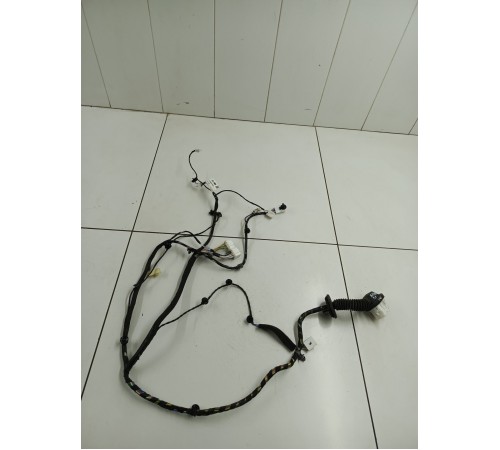 Электропроводка двери передняя правая