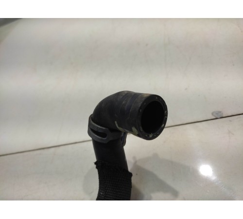 Патрубок системы охлаждения