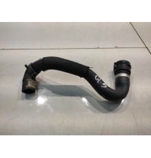 Патрубок системы охлаждения