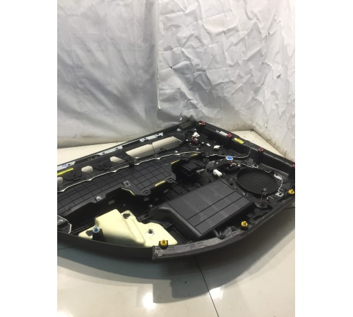 Обшивка двери Задняя Правая