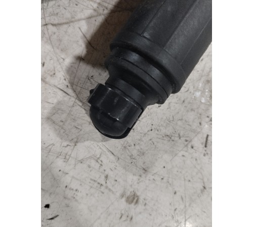 Амортизатор крышки багажника правый