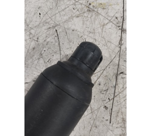 Амортизатор крышки багажника правый