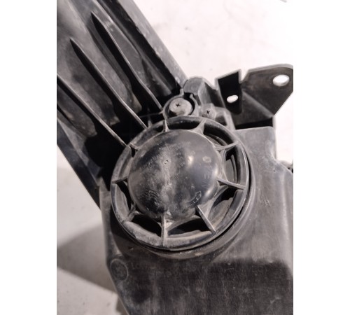 Фара передняя левая