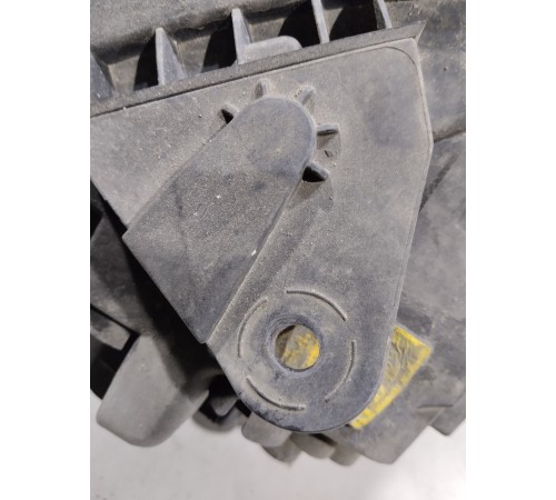 Фара передняя левая