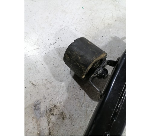 Тяга продольная подрамника правая