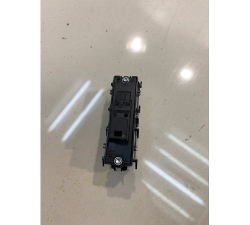 кнопка блокировки замка