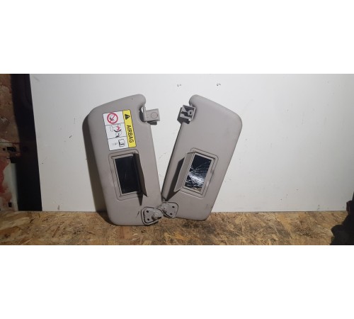 Козырек солнцезащитный